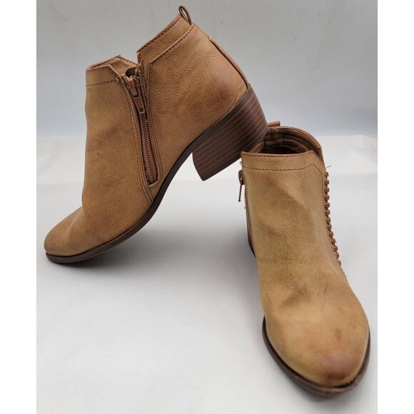 Qupid Tan Ankle Boots With Side Zipper & Stacked Heel Womens 7-7.5 - Picture 2 of 13